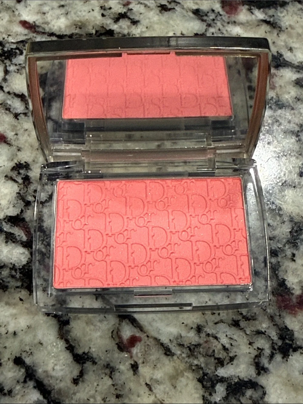 Dior 004 Coral Backstage Rosy Glow Blush RARE! DISCONTINUED!!!!